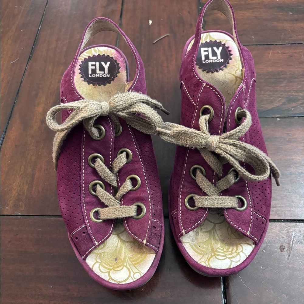 Fly London wedge lace up sandal burgundy suede size 39 8.5 cute gently used